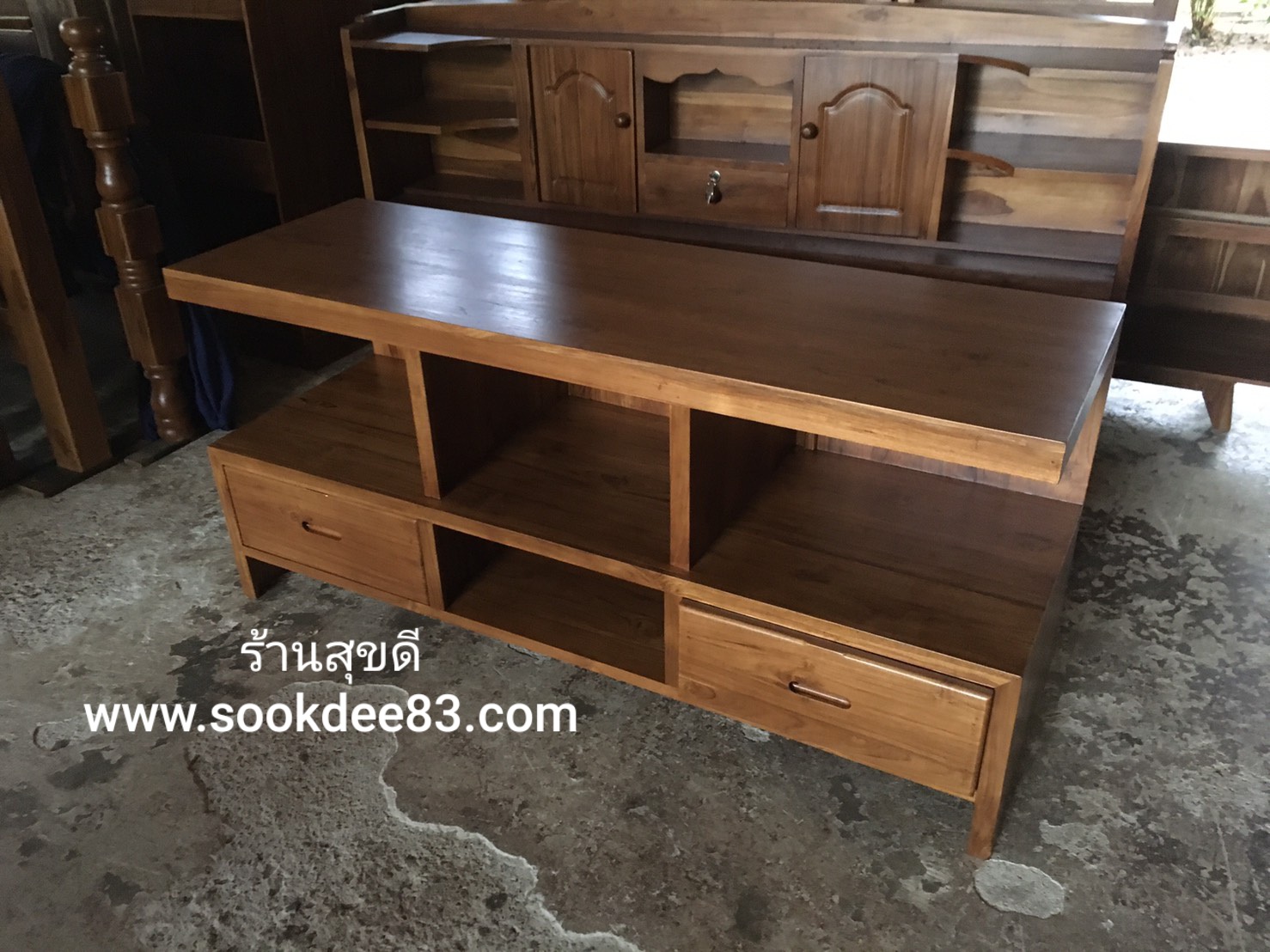 ตู้วางทีวีโมเดิร์นแบบเตี้ย