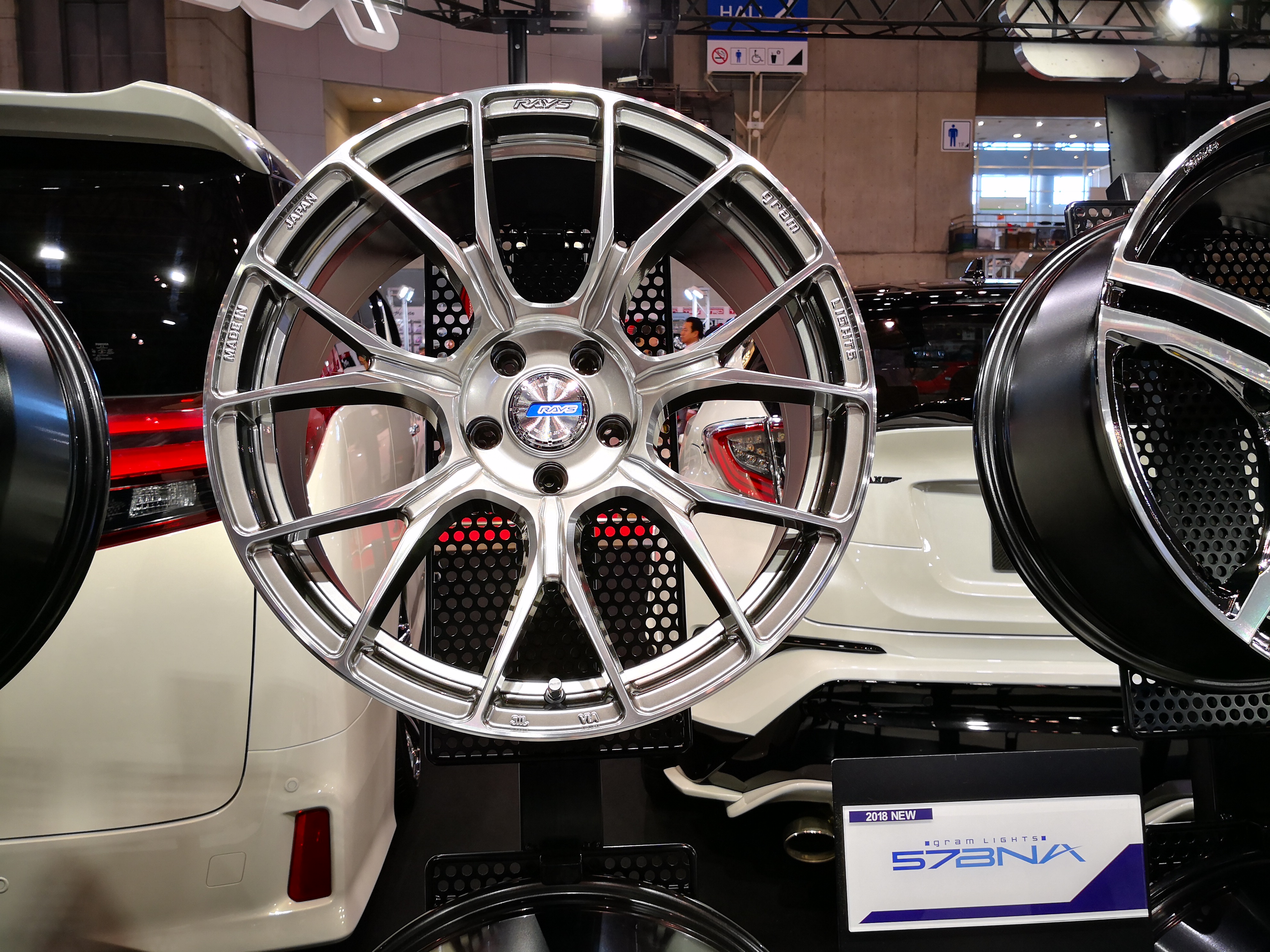 เก็บตกภาพบรรยากาศ งาน Tokyo Auto Salon2018