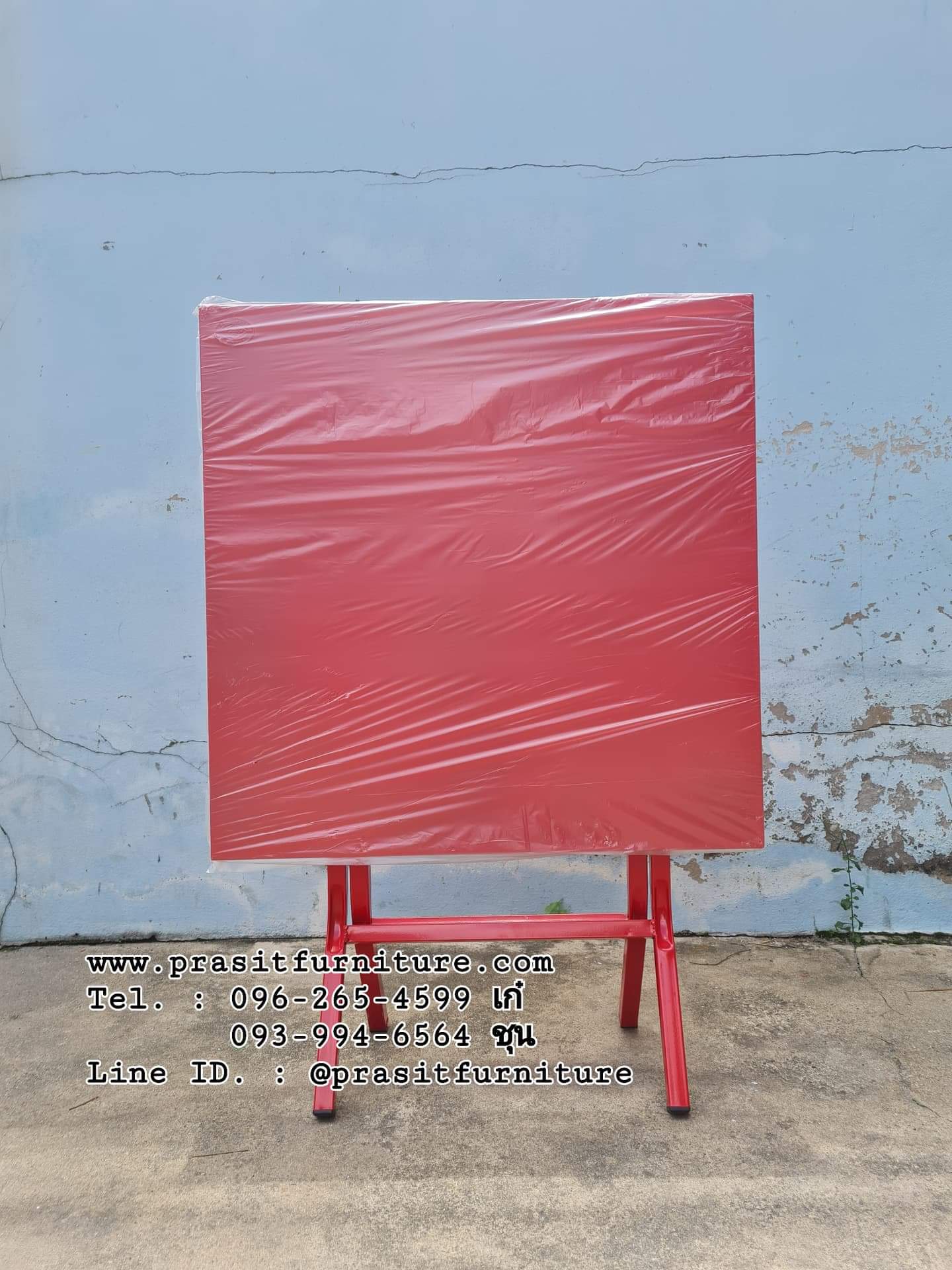 ชุดโต๊ะพับลานเบียร์พร้อมเก้าอี้ 4 ตัว, ชุดโต๊ะพับลานเบียร์ รุ่นใหม่