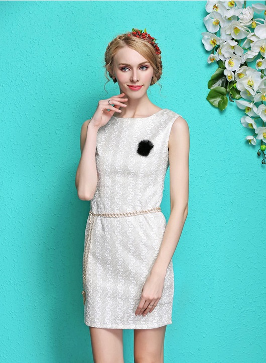 ชุดเดรสแขนกุดผ้าไหมสีเงิน ส่งฟรี ems