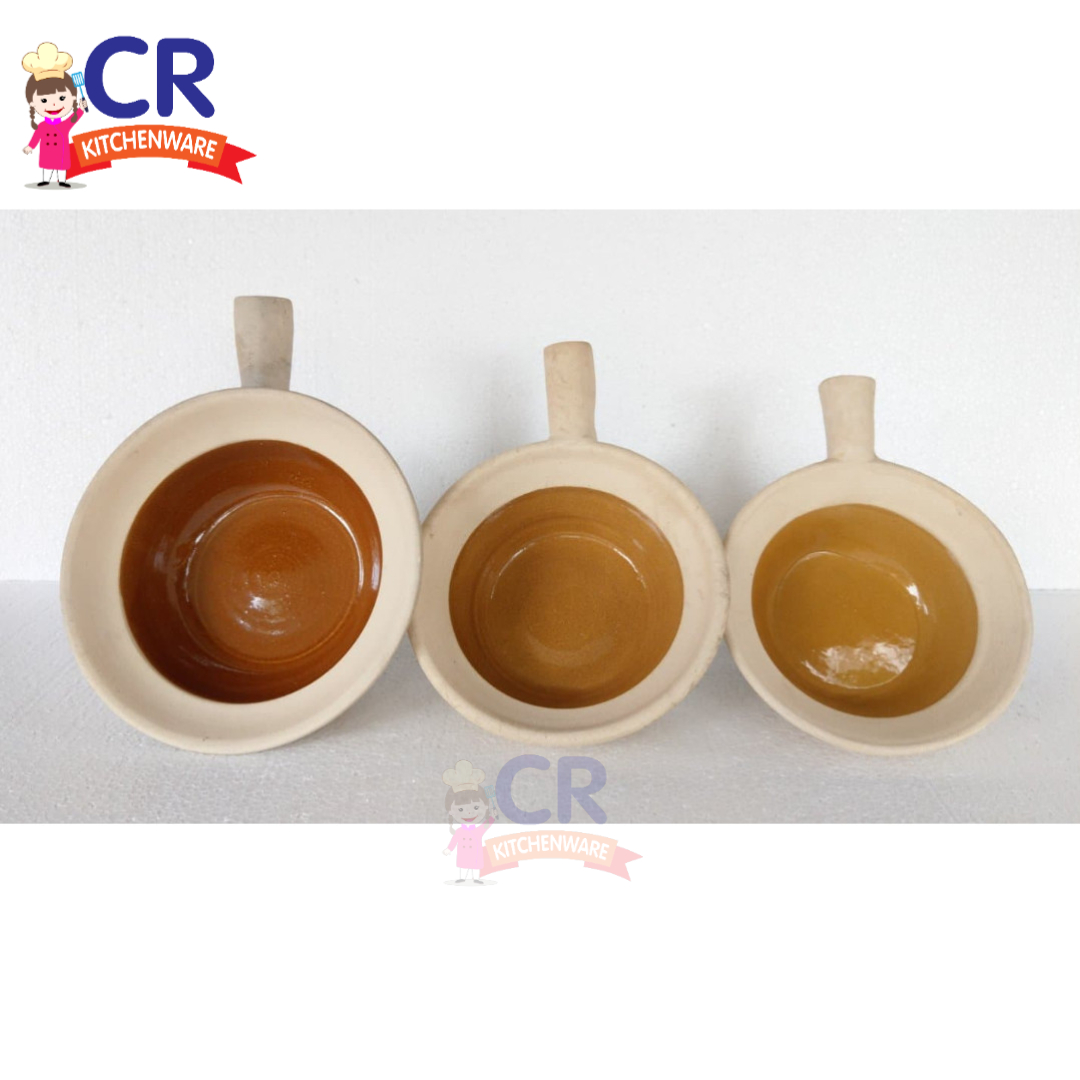 หม้อดินแบบมีด้ามจับพร้อมฝา