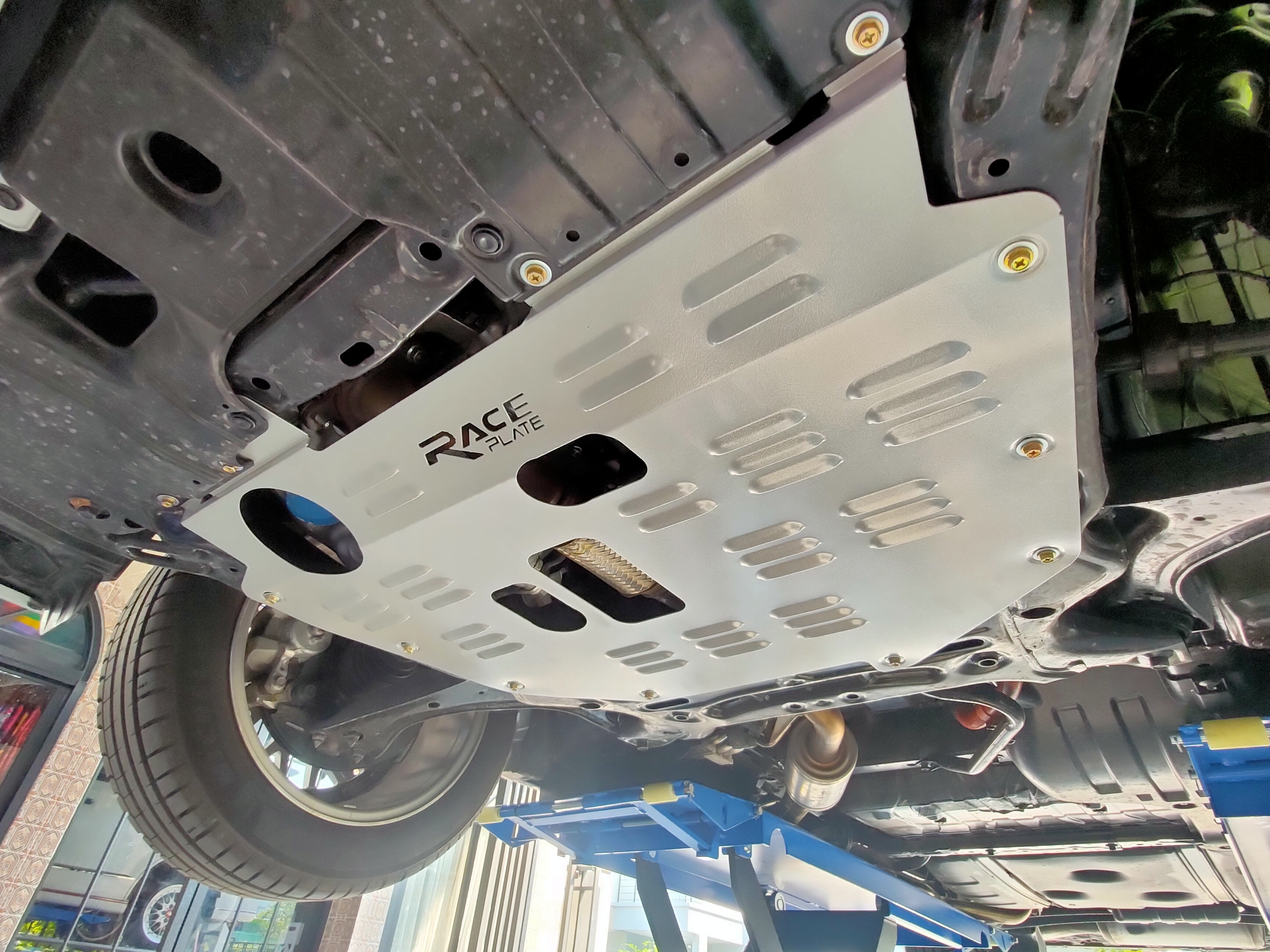 แผ่นปิดใต้ห้องเครื่องอลูมิเนียม Honda Stepwagon e-HEV RP6,RP7,RP8 Raceplate_Undertray