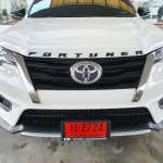 ตัวอักษรฝากระโปรงหน้า FORTUNER มี3สี แดง,ดำ,ชุบเงา