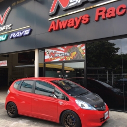 Honda Jazz + CE28 15x7+28 4-100