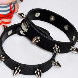 A041 สายรัดข้อมือหนังเซ็กซี่ สายรัดข้อมือหนังแต่งหมุดเหล็กสไตล์พังก์ ใช้เป็นอุปกรณ์ตกแต่งสไตล์SMได้ค่ะ ***ราคาต่อ 1 ชิ้น