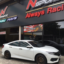 Honda Civic FC + Rays CE28N 17x8+33 5-114.3