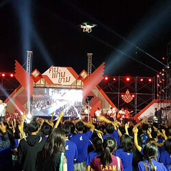 ออกแบบติดตั้งบูธ เช่าเวทีเครื่องเสียง