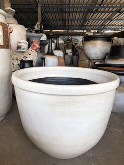 อ่างบัวขอบเหลี่ยม