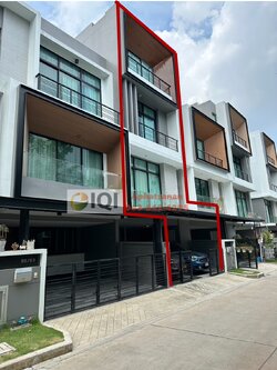 ขาย ทาวน์โฮม 3.5 ชั้น เนอวานา ดีฟายน์ ศรีนครินทร์-พระราม 9 ติดถนนศรีนครินทร์ –ร่มเกล้า