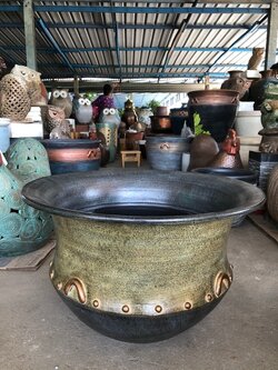 อ่างบัวทรงปากบานใหญ่