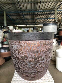 กระถางต้นไม้ขอบเหลี่ยม