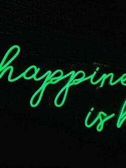 ป้ายไฟนีออนดัด สีเขียว #happiness is here -อะคริลิคใสรองหลัง -ขนาด24.4*17cm