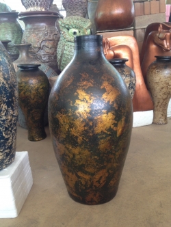 แจกันสนามปากแคบ