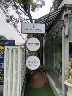 ป้ายกล่องไฟ