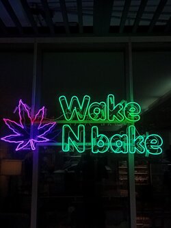 ไฟนีออน เฟค