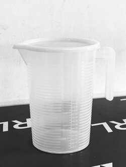 เหยือกมีขีดบอกปริมาตร ขนาด 3500 มล. (มีฝาปิด)