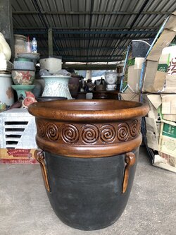 กระถางบัวทางสูง