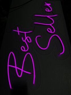 ไฟนีออน เฟค