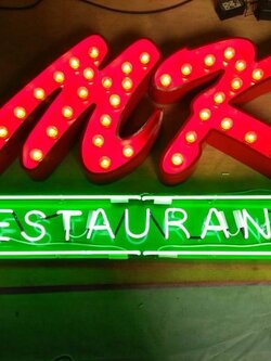 ป้ายไฟปิงปอง