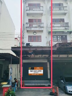 ขายอาคารพาณิชย์ 4 ชั้นครึ่ง ถนนสีหบุรานุกิจ ซอย 11 ติดตลาดมีนบุรี และรถไฟฟ้า