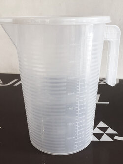 เหยือกมีขีดบอกปริมาตร ขนาด 3500มล