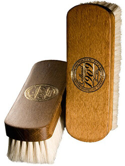 1909 Fine Polishing Brush - แปรงขนแพะ ทำความสะอาดกระเป๋าแบรนด์เนม