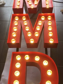 อักษรไฟปิงปอง"MMD" ยกขอบ 10cm พ่นทำสีแดง