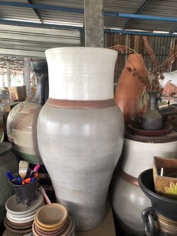 แจกันสูง