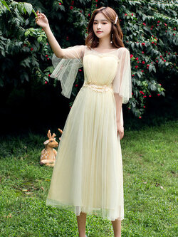 ชุดเดรสออกงานสีครีม ยาวคลุมเข่า ดีไซน์แขนเสื้อระบาย ส่งฟรี V088