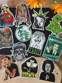 กัญชา สายเขียว สติกเกอร์ เคลือบกันน้ำ ลายแนวๆ ไดคัท ติดกระเป๋าเดินทาง โน้ตบุ๊ค เคสโทรศัพท์ กระบอกน้ำ Waterproof Decal Sticker