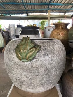 อ่างบัวลายกบเกาะ