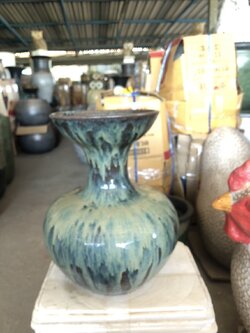 แจกันปากกว้าง (งานเคลือบเซรามิค)