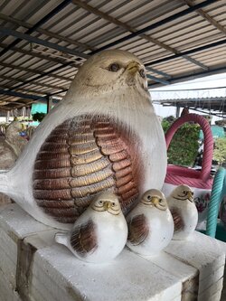 ครอบครัวนกคุ้ม