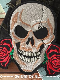 กะโหลกคาบกุหลาบ กางเขนปีกนางฟ้า ตัวรีดติดเสื้อ อาร์มรีดติดเสื้อ อาร์มปัก ตกแต่งเสื้อผ้า แจ๊คเก็ตยีนส์ Embroidered Iron on Patch ขนาดใหญ่