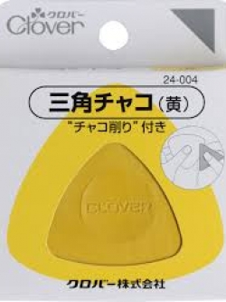 Clover 24-004 ชอลค์สามเหลี่ยมสีเหลือง ชอลค์ 3เหลี่ยมพร้อมเหล็กจับชอลค์ เหล็กลับคมชอล์ค และลับคม สีเหลือง