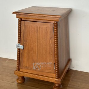 ตู้บริจาคไม้สักสีสักทอง