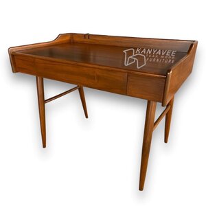 โต๊ะทำงานมินิมอลไม้สัก