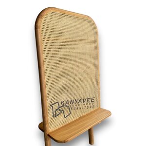 ฉากไม้สักประดับหวาย