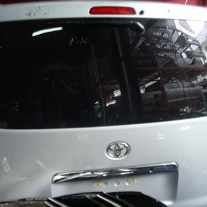 จำหน่ายฝาท้ายรถยนต์ รถเก๋ง รถกะบะทุกรุ่นทุกยี่ห้อ