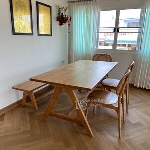 โต๊ะกินข้าวเก้าอี้หวายไม้สัก