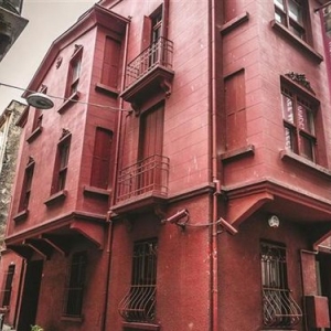 ทวนเข็มนาฬิกา 36 รอบ ในพิพิธภัณฑ์ของ ออร์ฮาน พามุค