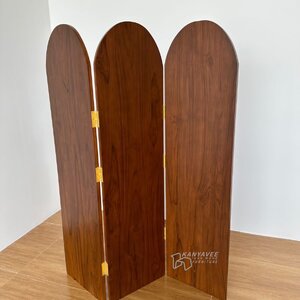 ฉากกั้นไม้สักบานพับ