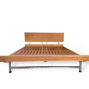 เตียงไม้สักขาสแตนเลส