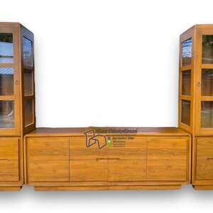 ตู้โชว์ทีวีโมเดิร์นอบแห้งไม้สัก