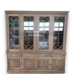 ตู้โชว์ไม้สักเก่าสีเสี้ยนขาว
