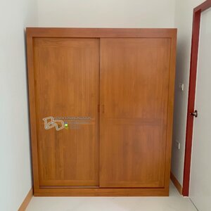 ตู้เสื้อผ้าไม้สัก