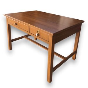 โต๊ะทำงานไม้สัก