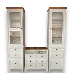 ตู้โชว์ไม้สักสีขาวทูโทน