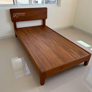 เตียงไม้สักสไตล์มินิมอล 3.5ฟุต