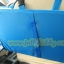 แผ่นปูปิดช่องวางเท้าเบาะหลังรถ กันเด็กตก ลายีราฟ พื้นสีฟ้า ขนาด 134 x 75 รหัสA10100